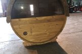Sauna da esterno a botte con spogliatoio HELGA 40 (46 mm), 4.0 m, ⌀ 1.97 m, finestra panoramica (a mezza altezza) customer 3