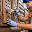 Impregnare e verniciare le case in legno