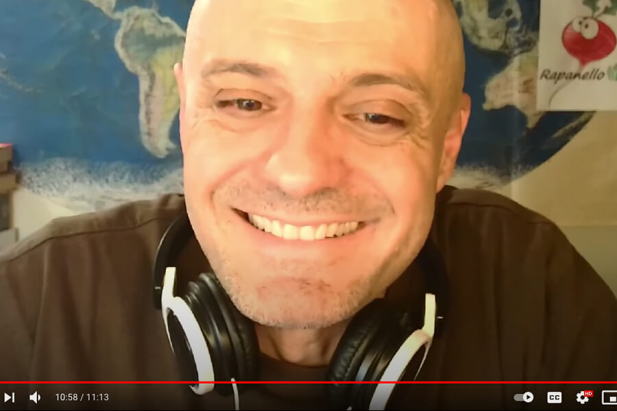 Pineca è stata recensita dal vlogger Gabriele Cattarin su Youtube